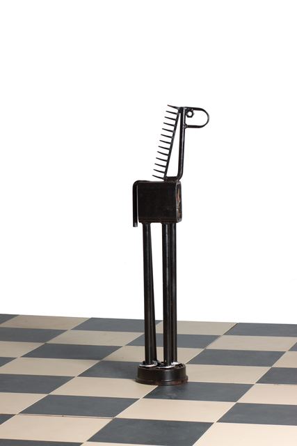 Marvin Avenue Chess Club: sculpture by Hardy Jones