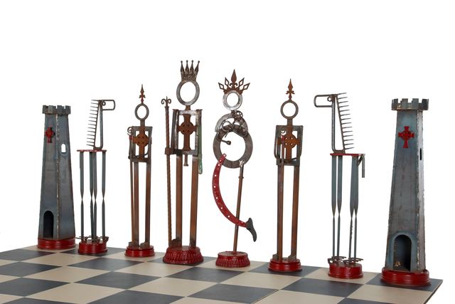 Marvin Avenue Chess Club: sculpture by Hardy Jones