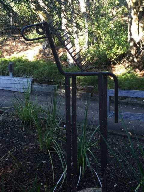 Morton-Jacobs: sculpture by Hardy Jones
